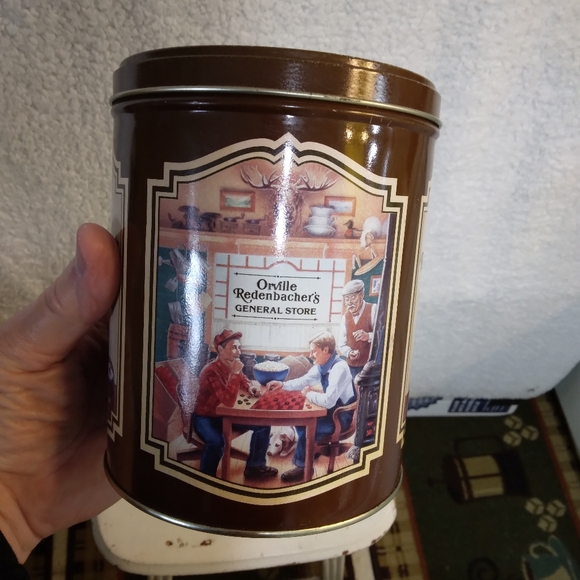 Vintage Decorative Tins- Planters/Redenbachers - Picture 12 of 12